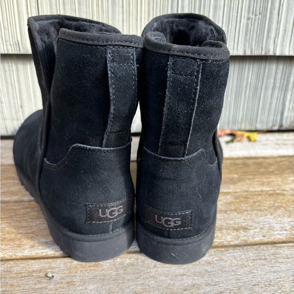 Brand new uggs Cory II